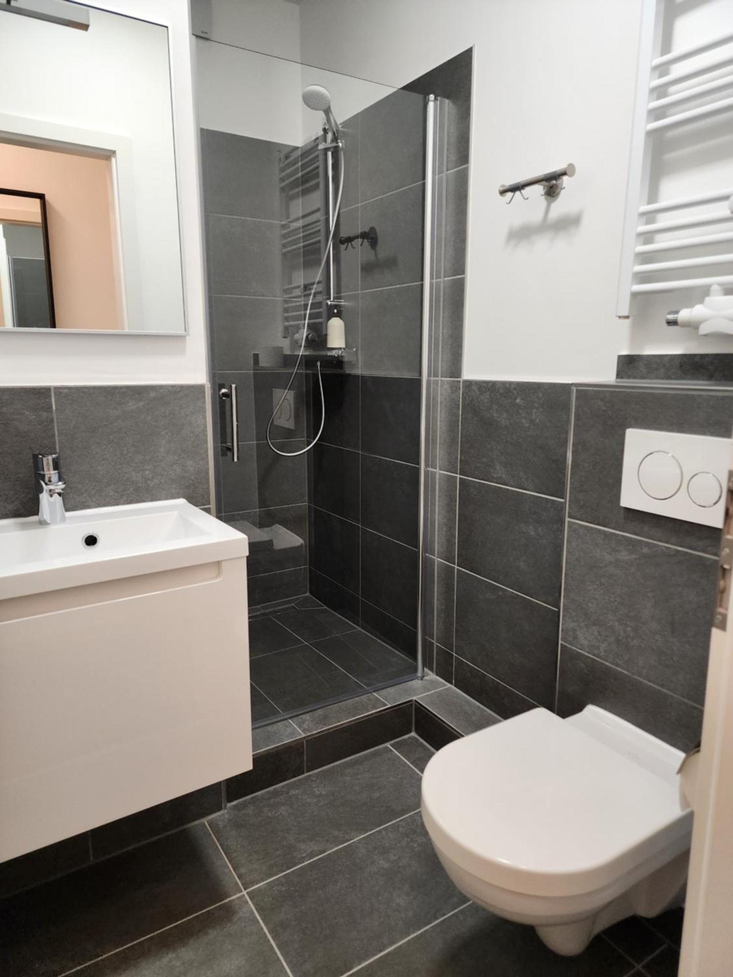 Davin City Aparments - Self-Check-In Hamburg-Harburg Buitenkant foto